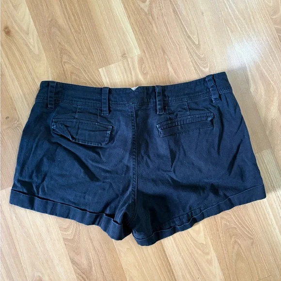 Y2K OP Women's Black Jean Shorts - Picture 4 of 4